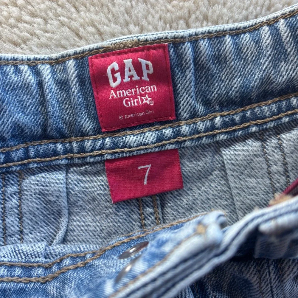 GAP x American Girl Girls Denim Pleated Mini Skirt Light Wash 7 Adjustable Waist